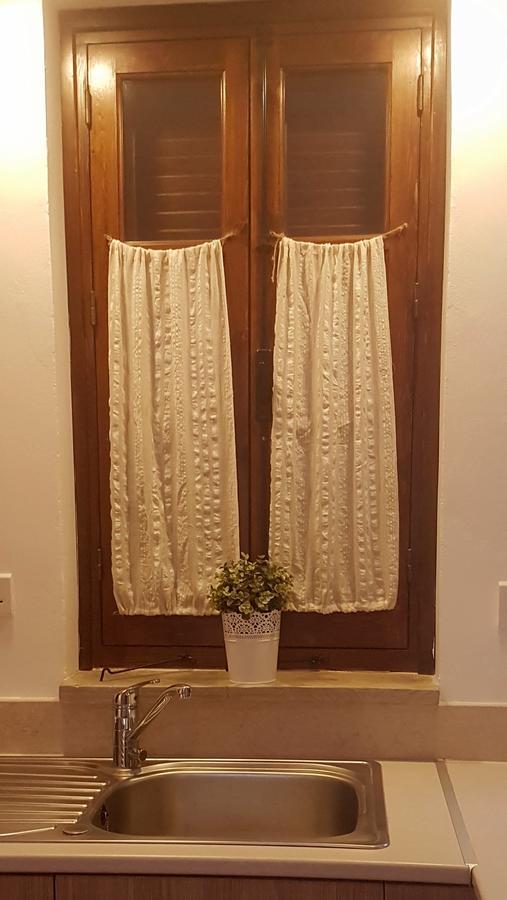 קאלופאנאיוטיס Kalopanayiotis Museum Inn מראה חיצוני תמונה