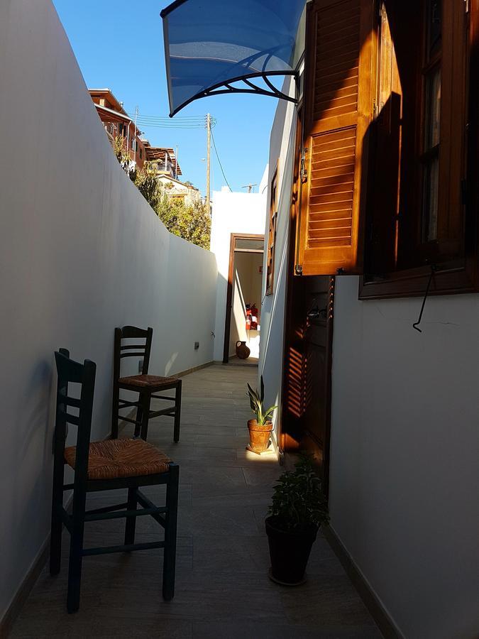 קאלופאנאיוטיס Kalopanayiotis Museum Inn מראה חיצוני תמונה